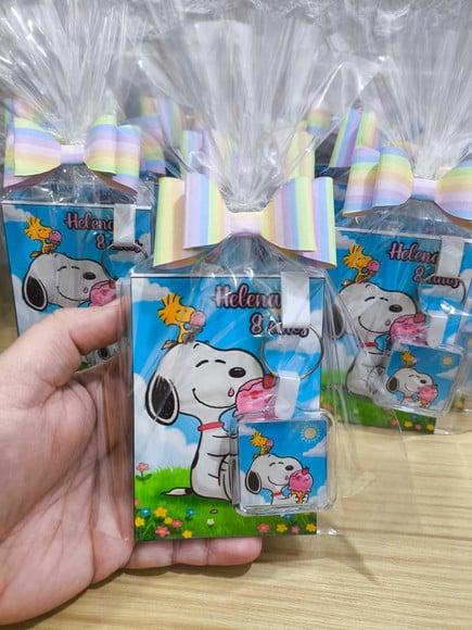 Bloquinho + Chaveiro Tema Snoopy qualquer Tema.