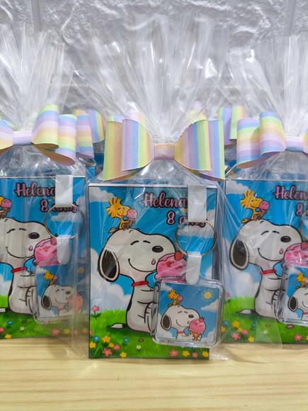 Bloquinho + Chaveiro Tema Snoopy qualquer Tema.