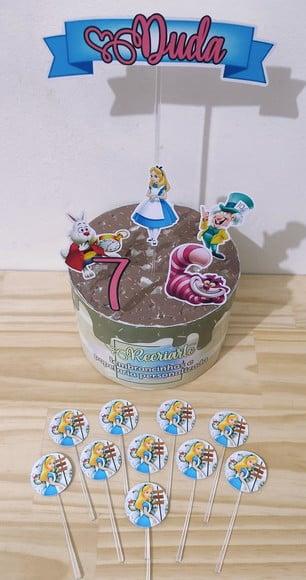 Kit Só Um Bolinho Tema Alice no País das Maravilhas.