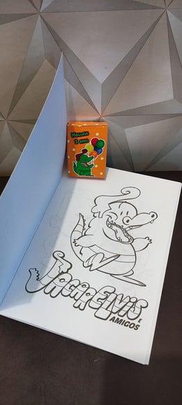 Livrinho de Colorir C/giz de Cera Tema Jacarelvis Qlq. Tema.