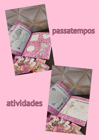 Álbum de Figurinhas Tema Barbie fazemos Qlq. Tema.