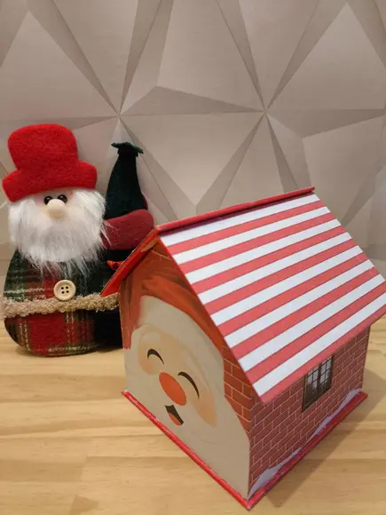 Casinha Cartonada do Papai Noel
