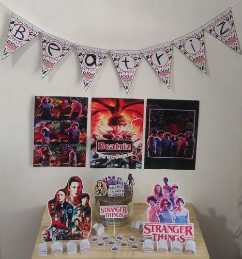 Kit Só Um Bolinho Tema Stranger Things 2.