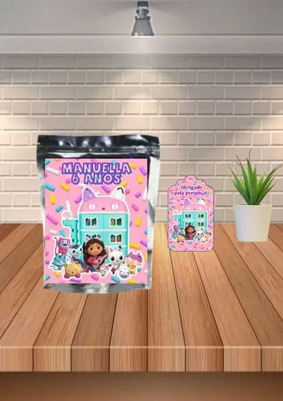Saquinho Metalizado Tema Casa Mágica Gabby "qualquer Tema".