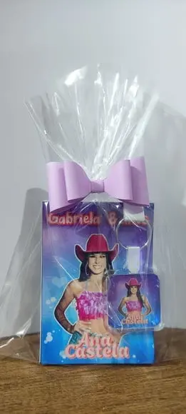 Bloquinho + Chaveiro Tema Ana Castela qualquer Tema.