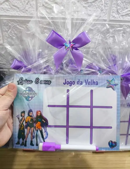 Jogo da Velha Tema Guerreiras do K-pop qualquer Tema.