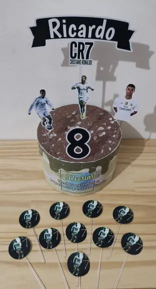 Kit Só Um Bolinho Tema Cr7.
