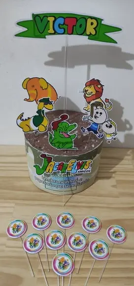 Kit Só Um Bolinho Tema Jacarelvis.