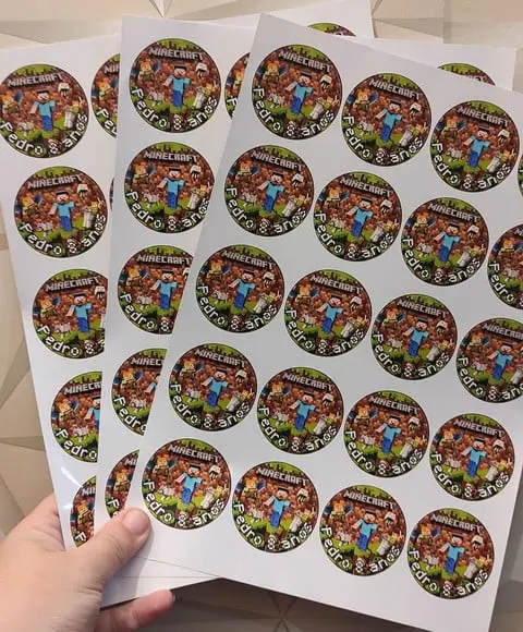 Adesivos Personalizados Qualquer Tema e Tamanho.