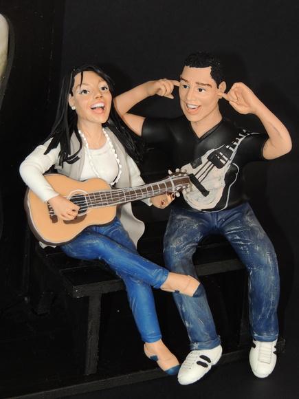 Topo de Bolo Casal com Violão