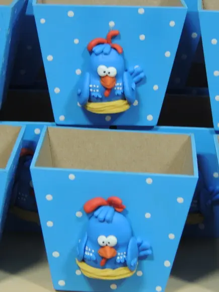 Lembrancinha Galinha Pintadinha