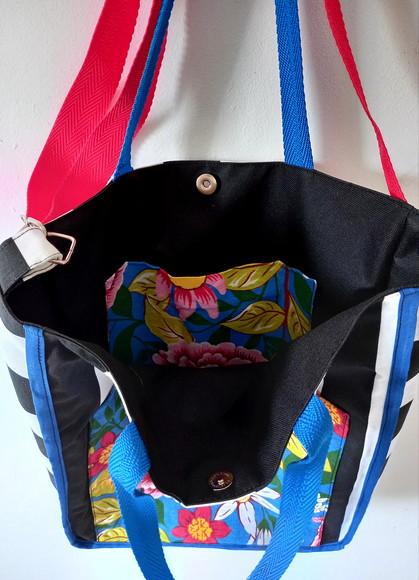 Bolsa Artesanal de Tecido com Forro Impermeável Valentina