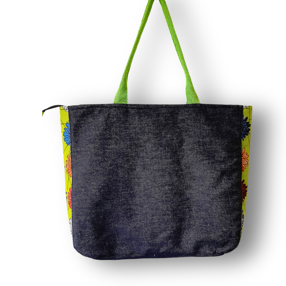 Maxi Bolsa Feminina Artesanal em Tecido Jeans