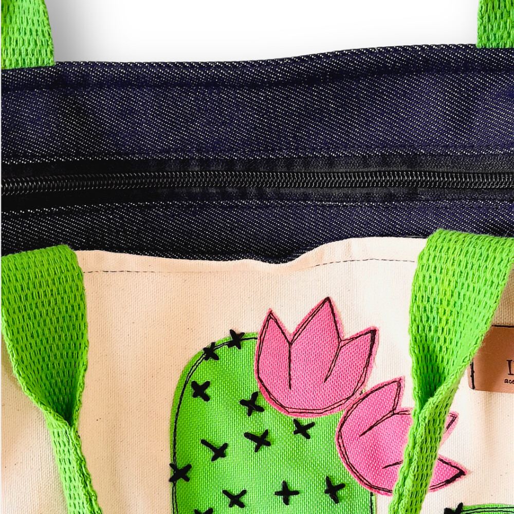 Maxi Bolsa Feminina Artesanal em Tecido Jeans