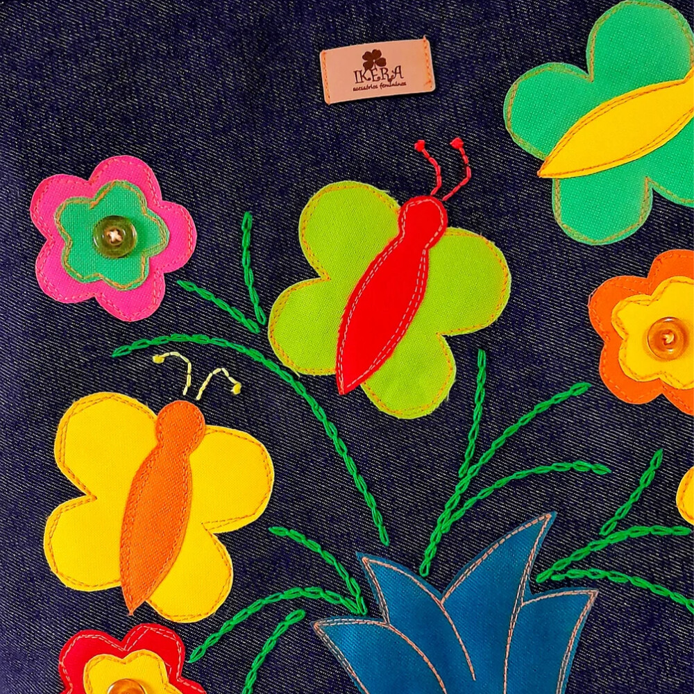 Bolsa Artesanal de Tecido Jeans Bordada à Máquina Butterfly