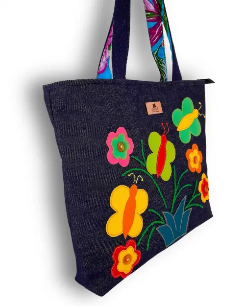 Bolsa Artesanal de Tecido Jeans Bordada à Máquina Butterfly