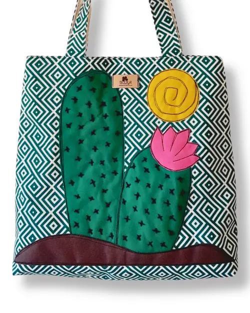 Bolsa Artesanal de Tecido Maria Bonita