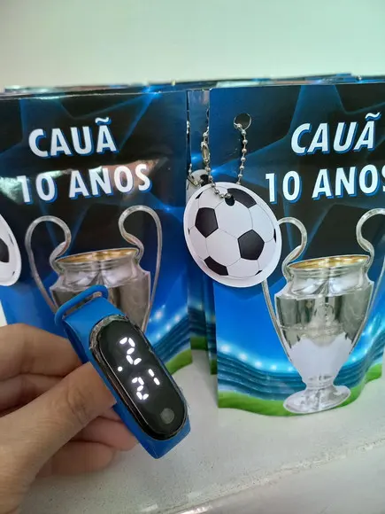 18 Relogio Digital no Saquinho