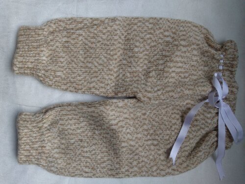 conjunto  tricô  bebe: casaquinho e calça 0 a 3 meses