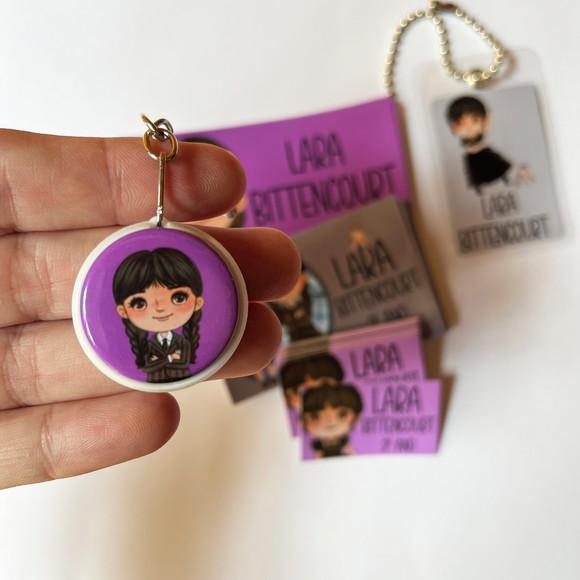 Kit Adesivos e Tag Material Escolar Wandinha