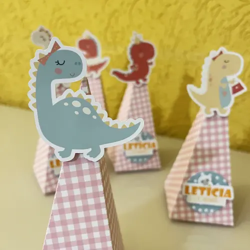 Caixinha Pirâmide Festa Dinossauro Menina