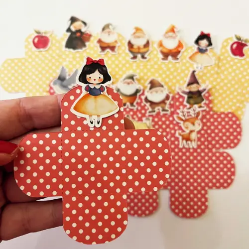 Forminha Branca de Neve e os 7 Anões