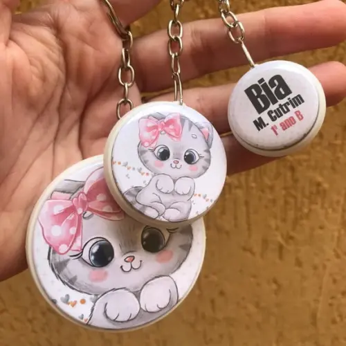 Kit Chaveiros Material Escolar Gatinha