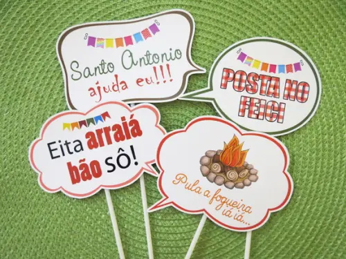 Kit Mini Plaquinhas Festa Junina