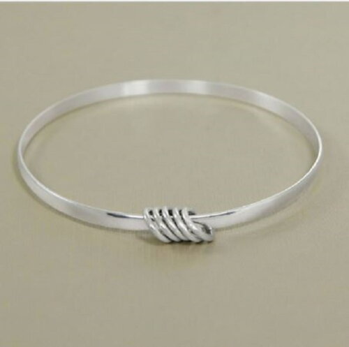 Pulseira de Prata com 7 argolinhas - modelo semaninha