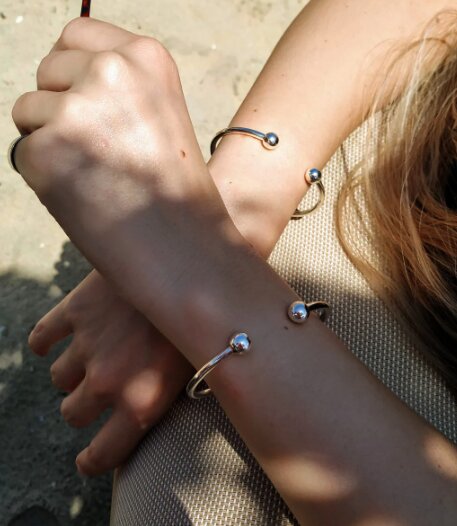 Pulseira Bracelete de Prata 950k Semi Aberto Ponteiras de Bolinha