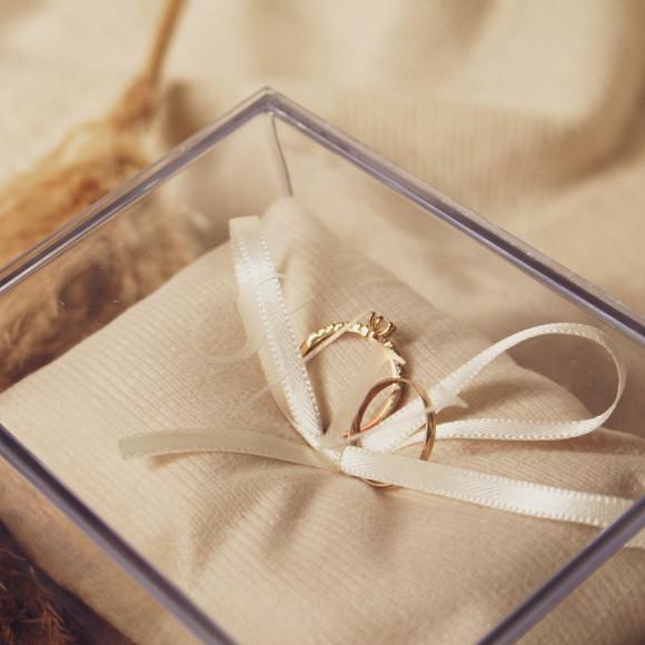 Caixa Porta Alianças Casamento Marfim