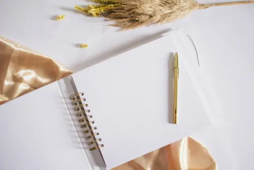Livro de Assinaturas Casamento Branco e Dourado