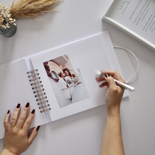 Livro de Assinaturas Casamento Branco e Dourado