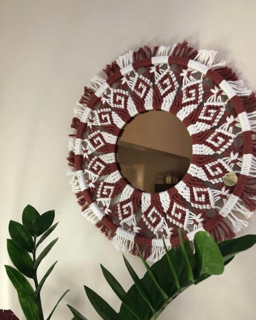 Espelho Decorativo Boho Chic com Moldura em Macramê Geometric