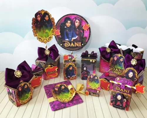 Kit Festa 30 Lembrancinhas Personalizadas Descendentes