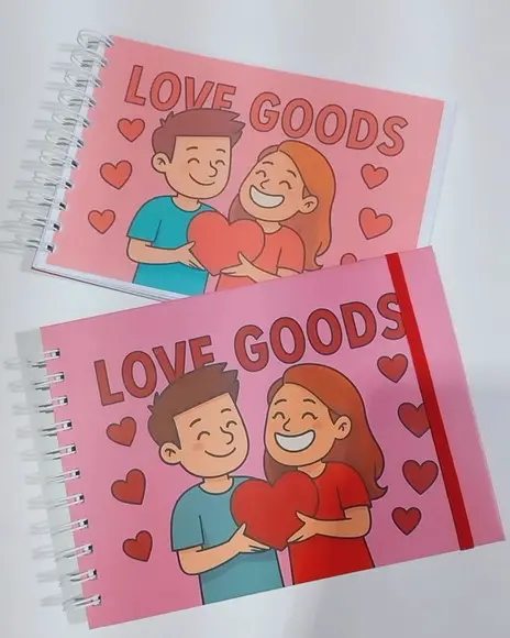 Livro de Colorir Love Goods