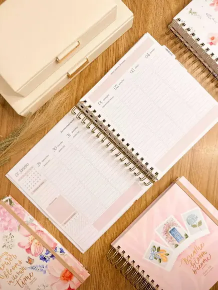 Planner Innerbloom 2026 com Aba nas Divisórias