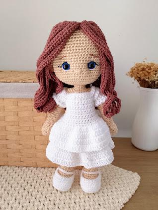 Boneca de Crochê Amigurumi