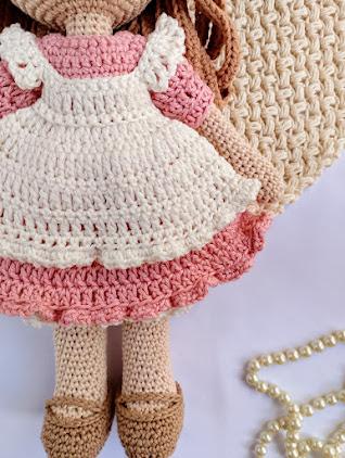 Boneca de Crochê Amigurumi