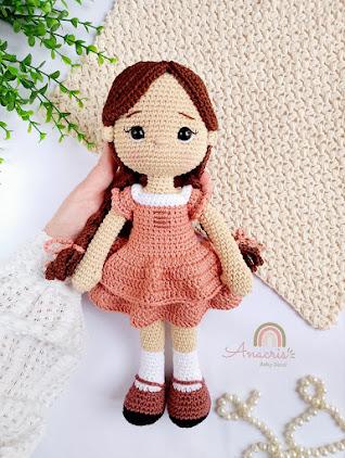 Boneca de Crochê Amigurumi