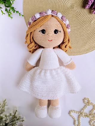 Boneca de crochê Amigurumi