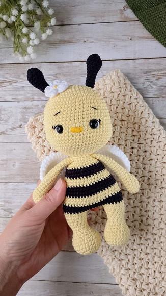 Abelhinha de Crochê Amigurumi