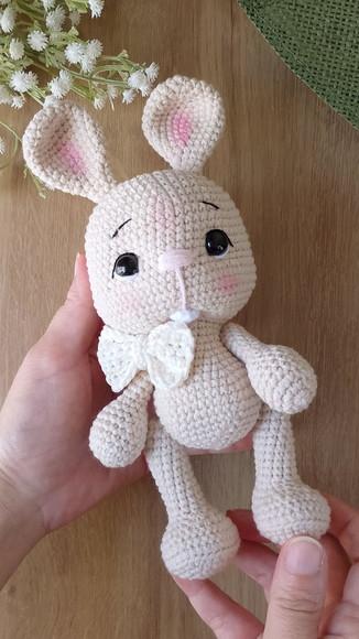 Coelho de Crochê Amigurumi
