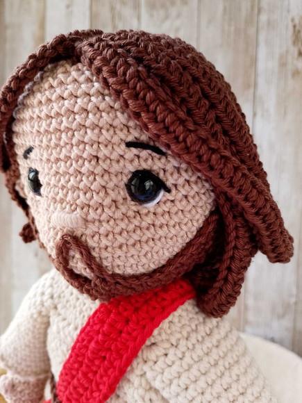 Boneco Jesus de Crochê Amigurumi