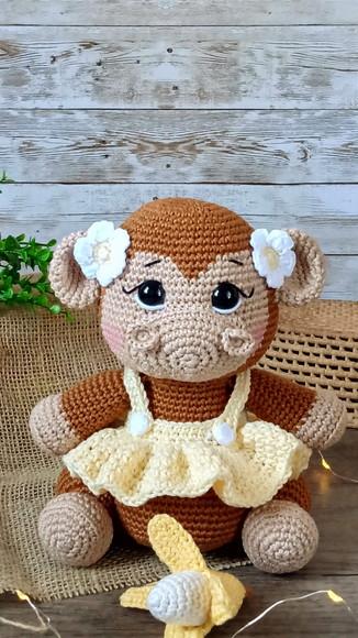 Macaca Mia Amigurumi
