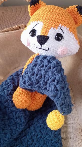 Naninha Raposa Amigurumi Crochê