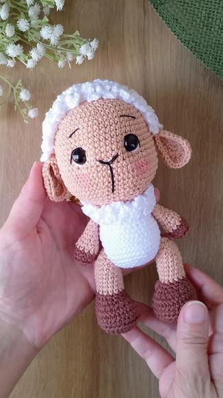 Ovelha Amigurumi Crochê