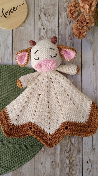 Naninha Vaquinha Amigurumi Crochê
