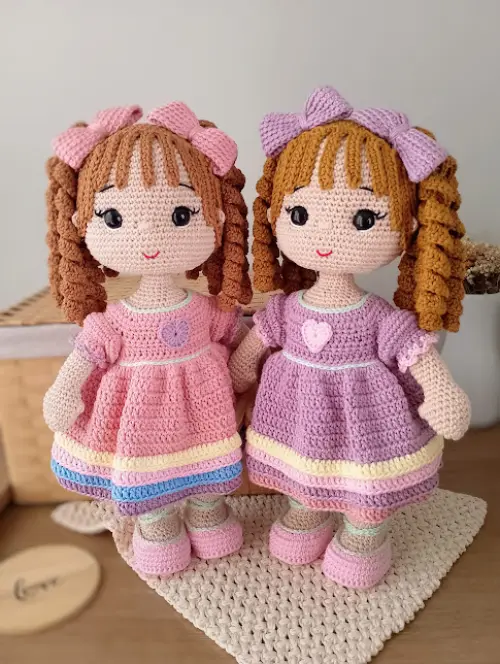 Boneca de crochê Amigurumi