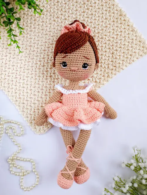 Boneca de Crochê Amigurumi Bailarina